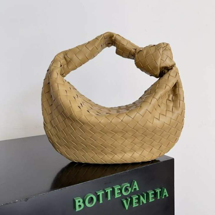 Picture of Bottega Veneta Handbags _SKUfw184065690fw
